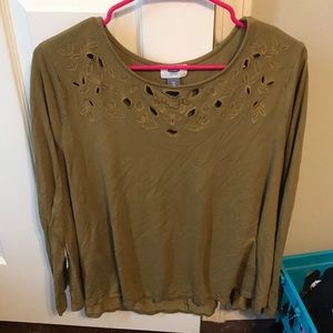 Long sleeved Old Navy shirt